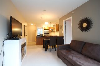 Photo 5: 301 1155 SEYMOUR Street in Vancouver: Downtown VW Condo for sale in "BRAVA" (Vancouver West)  : MLS®# R2117217