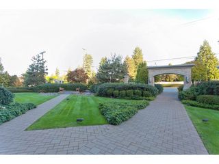 Photo 2: 603 14824 NORTH BLUFF Road: White Rock Condo for sale in "The Belaire" (South Surrey White Rock)  : MLS®# R2230176