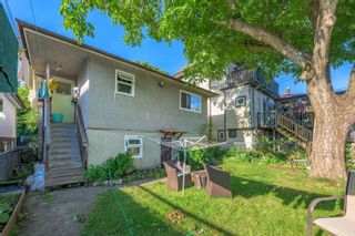 Photo 1: 610 E 10TH Avenue in Vancouver: Mount Pleasant VE House for sale (Vancouver East)  : MLS®# R2794043