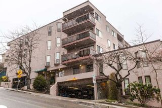 Photo 2: 202 45 FOURTH Street in New Westminster: Downtown NW Condo for sale : MLS®# R2243025