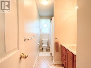 Photo 17: 1 BILLINGS AVENUE E in Iroquois: House for sale : MLS®# 1353085