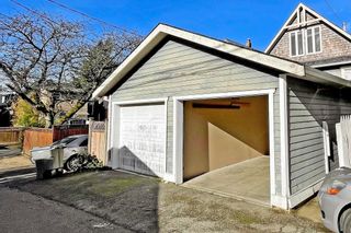 Photo 35: 736 E 14TH Avenue in Vancouver: Mount Pleasant VE 1/2 Duplex for sale (Vancouver East)  : MLS®# R2671895
