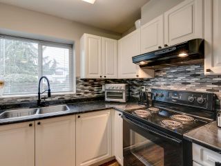 Photo 21: 102 2526 LAKEVIEW Crescent in Abbotsford: Central Abbotsford Condo for sale : MLS®# R2749511