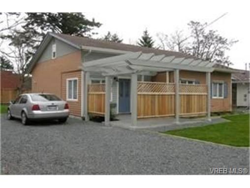 Main Photo:  in VICTORIA: La Langford Proper Half Duplex for sale (Langford)  : MLS®# 465236