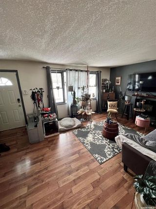 Photo 2: 3240 3rd Avenue in Regina: Washington Park Residential for sale : MLS®# SK922657