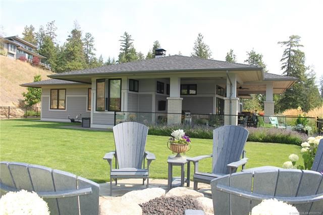 Main Photo: 689 Birdie Lake Place, in Vernon: House for sale : MLS®# 10197793
