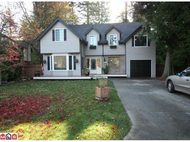 Main Photo: 13262 AMBLE GREENE Court in Surrey: Crescent Bch Ocean Pk. House for sale in "Amble Greene" (South Surrey White Rock)  : MLS®# F1106317