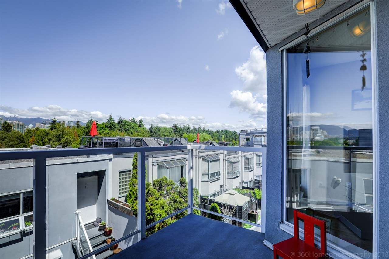 Photo 11: Photos: 4 973 W 7TH Avenue in Vancouver: Fairview VW Condo for sale in "SEAWINDS" (Vancouver West)  : MLS®# R2273280