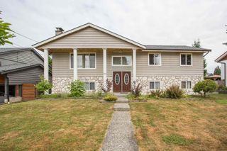 Photo 1: 809 RUNNYMEDE Avenue in Coquitlam: Coquitlam West House for sale : MLS®# R2600920