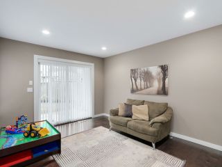 Photo 8: 826 COYLTON PLACE in Port Moody: Glenayre House for sale : MLS®# R2042044