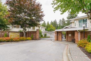 Photo 1: 224 10584 153 Street in Surrey: Guildford Townhouse for sale in "Glenwood Village on the Park" (North Surrey)  : MLS®# R2620863