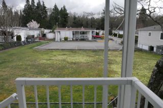 Photo 14: 89 2270 196 Street in Langley: Brookswood Langley Manufactured Home for sale in "PINERIDGE PARK, BROOKSWOOD." : MLS®# R2725579