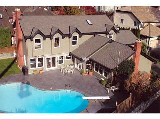 Photo 1: 2486 BENDALE Road in North Vancouver: Blueridge NV House for sale : MLS®# V1064200