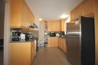 Photo 9: 5831 66 Avenue NW in Calgary: Dalhousie Semi Detached (Half Duplex) for sale : MLS®# A2000826