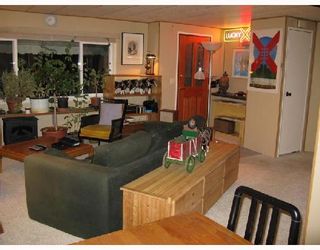Photo 4: 5647 CREEKSIDE Place in Sechelt: Sechelt District House for sale (Sunshine Coast)  : MLS®# V716528