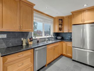 Photo 6: 3217 MATAPAN Crescent in Vancouver: Renfrew Heights House for sale (Vancouver East)  : MLS®# R2736806