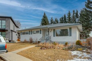 Photo 1: 81 Carmangay Crescent NW in Calgary: Collingwood Detached for sale : MLS®# A1195999
