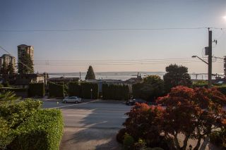 Photo 30: 2317 MARINE Drive in West Vancouver: Dundarave 1/2 Duplex for sale : MLS®# R2504990