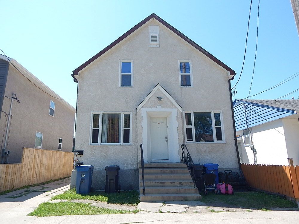Main Photo: 458 Burrows Avenue in Winnipeg: Duplex for sale : MLS®# 1819452