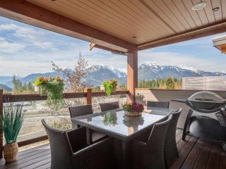 Photo 12: 40859 THE CRESCENT in Squamish: University Highlands House for sale in "University Heights" : MLS®# R2524991