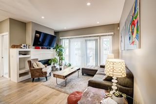 Photo 9: 452 18 Avenue NE in Calgary: Winston Heights/Mountview Semi Detached (Half Duplex) for sale : MLS®# A2011613