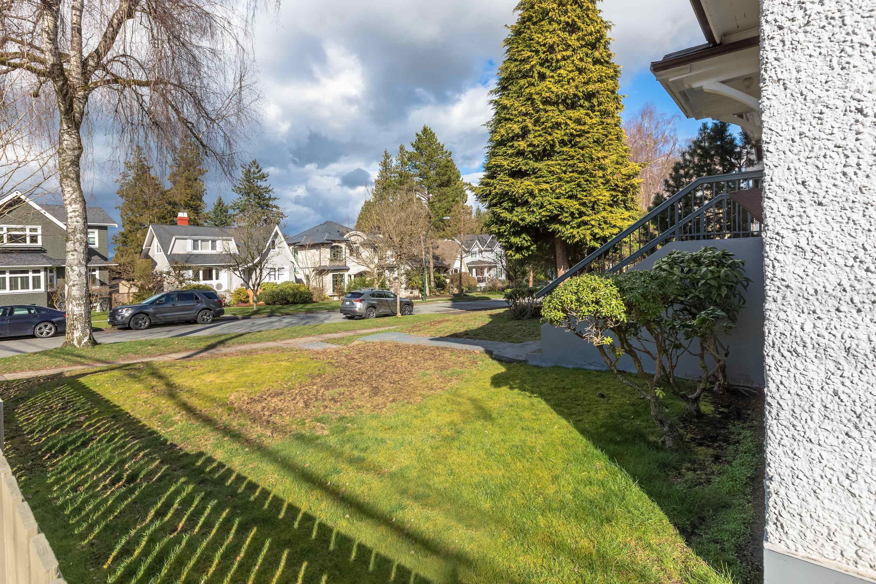 Photo 4: Photos: 3282 W 27TH Avenue in Vancouver: MacKenzie Heights House for sale (Vancouver West)  : MLS®# R2669135