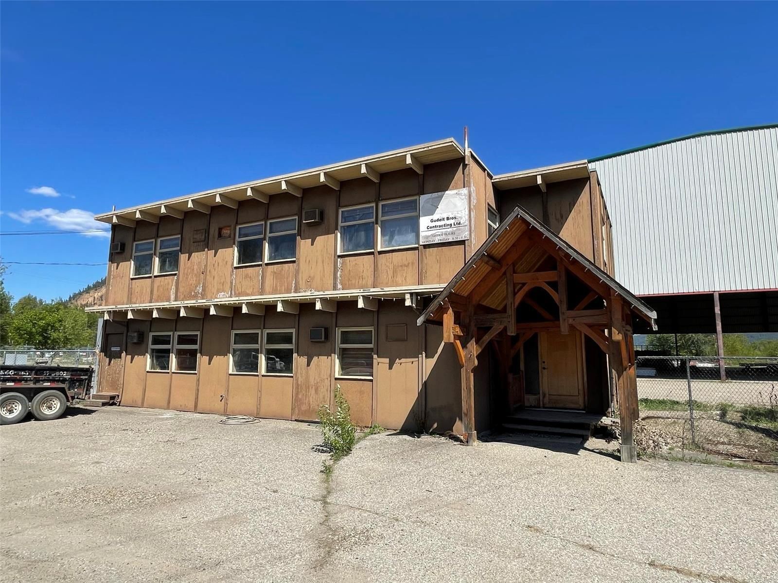 Main Photo: 1821 Shuswap Avenue, in Lumby: Industrial for sale : MLS®# 10274065