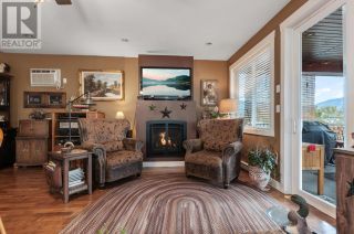 Photo 2: 598 WADE Avenue Unit# 102 in Penticton: House for sale : MLS®# 201936