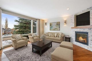 Photo 3: 2433 29 Avenue SW in Calgary: Richmond Semi Detached (Half Duplex) for sale : MLS®# A2117895