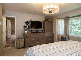 Photo 11: 2725 Cadboro Bay Rd in VICTORIA: OB Estevan House for sale (Oak Bay)  : MLS®# 681344