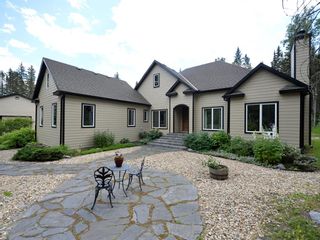 Photo 1: 304243 182 Avenue W: Rural Foothills County Detached for sale : MLS®# A2023229