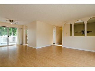 Photo 4: 15970 N BLUFF Road: White Rock House for sale in "White Rock" (South Surrey White Rock)  : MLS®# F1450354