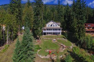 Photo 1: 7524 Stampede Trail: Anglemont House for sale (North Shuswap)  : MLS®# 10192018