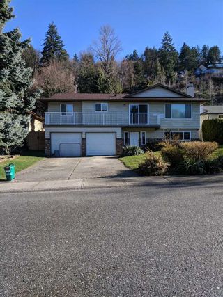 Photo 1: 2362 CAMERON Crescent in Abbotsford: Abbotsford East House for sale : MLS®# R2243822