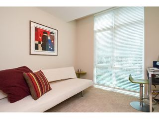 Photo 15: 202 14824 NORTH BLUFF Road: White Rock Condo for sale in "The Belaire" (South Surrey White Rock)  : MLS®# R2405927