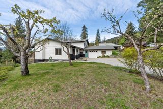 Photo 1: 3838 WOODCREST ROAD in Nelson: House for sale : MLS®# 2476723