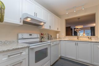 Photo 4: 106 2311 Mills Rd in Sidney: Si Sidney North-East Condo for sale : MLS®# 927241