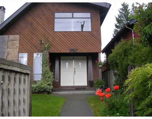 Main Photo: 1636 DEMPSEY Road in North_Vancouver: Lynn Valley House for sale (North Vancouver)  : MLS®# V717776