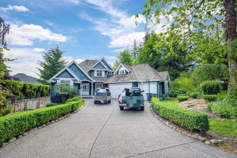 FEATURED LISTING: 2868 139 Street Surrey