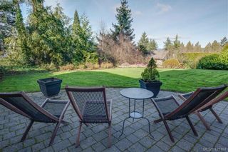 Photo 8: 6898 Mckenna Crt in BRENTWOOD BAY: CS Brentwood Bay House for sale (Central Saanich)  : MLS®# 833582