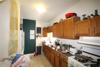 Photo 2: 1656 E 4TH Avenue in Vancouver: Grandview VE Fourplex for sale in "Commercial Drive" (Vancouver East)  : MLS®# R2195268