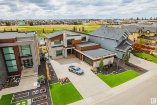 Photo 1: 624 HOWATT Drive in Edmonton: Zone 55 House for sale : MLS®# E4293550