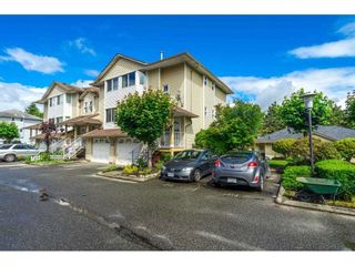 Photo 2: 34 3087 IMMEL Street in Abbotsford: Central Abbotsford Townhouse for sale in "Clayburn Estates" : MLS®# R2586708