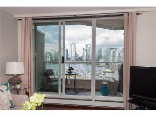 Photo 3: PH5 522 MOBERLY Road in Vancouver: False Creek Condo for sale in "DISCOVERY QUAY" (Vancouver West)  : MLS®# V1089652