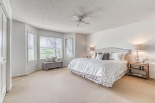 Photo 15: 923 Shawnee Drive SW in Calgary: Shawnee Slopes Detached for sale : MLS®# A1208180
