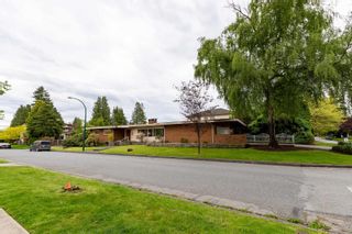 Photo 2: 876 W 52ND Avenue in Vancouver: South Cambie House for sale (Vancouver West)  : MLS®# R2701263