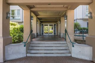 Photo 2: 322 19528 FRASER Highway in Surrey: Cloverdale BC Condo for sale in "The Fairmont" (Cloverdale)  : MLS®# R2719892