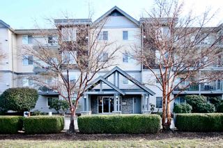 Photo 1: 105 2350 WESTERLY Street in Abbotsford: Abbotsford West Condo for sale in "Stonecroft Estates" : MLS®# R2849306