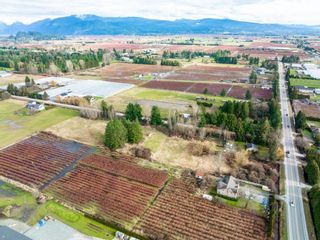 Photo 12: 18783 OLD DEWDNEY TRUNK RD Road in Pitt Meadows: North Meadows PI House for sale : MLS®# R2643578