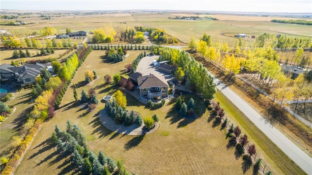 Main Photo: 60064 282 Avenue E: Rural Foothills County Detached for sale : MLS®# A1042213